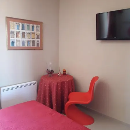 Reve-catalan 2 Chambres Apartment